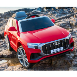 Акумулаторен джип Audi Q8 