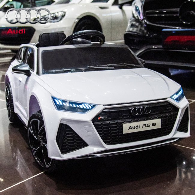 Акумулаторен джип Audi RS