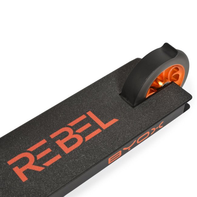Тротинетка Stunt Rebel черен Тротинетка Stunt Rebel черен